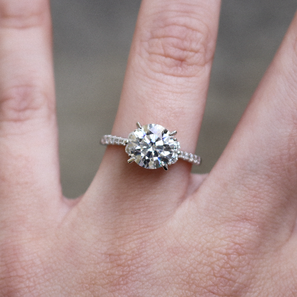 Sterling Silver Moissanite Engagement Ring featuring 2.00ct (8.0MM) Round Brilliant Cut Center Stone