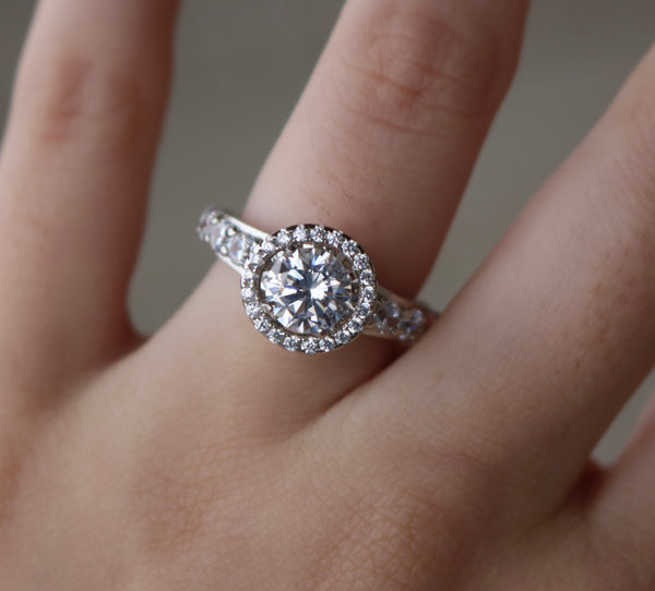 Sterling Silver Moissanite Engagement Ring featuring 1.20ct (7mm) Round Brilliant Cut Center Stone with Round Halo